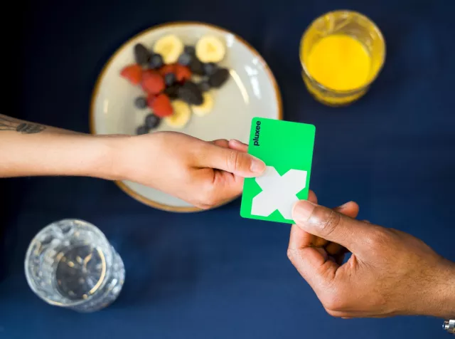 Pluxee continue d'afficher une solide performance commerciale et financière au premier semestre et rehausse son objectif de marge d'EBITDA récurrent sur l'exercice 2025
